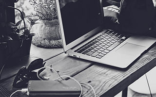 WTT多哈冠军赛 林诗栋3-0战胜科顿晋级16强