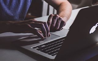 WTT多哈冠军赛 林诗栋3-0战胜科顿晋级16强